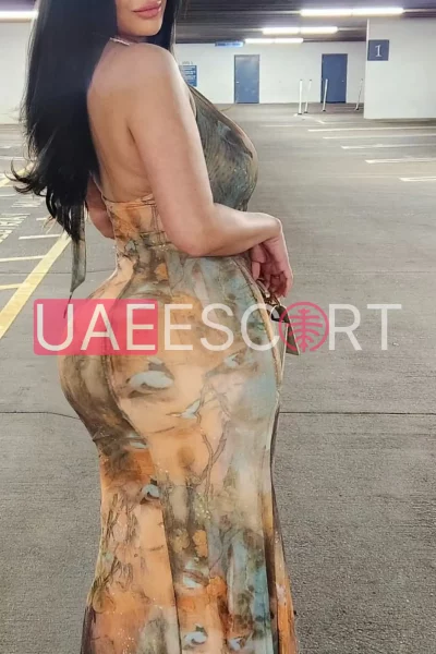 Jamila, bust size C, height 170, weight 68, age 28