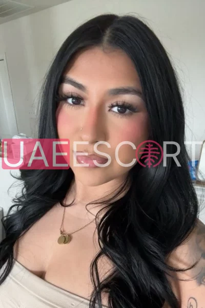 Jeanine, bust size B, height 157, weight 56, age 23