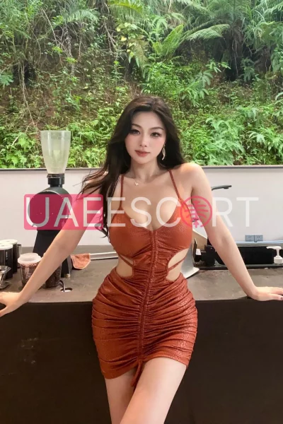Karina, bust size C, height 164, weight 52, age 25