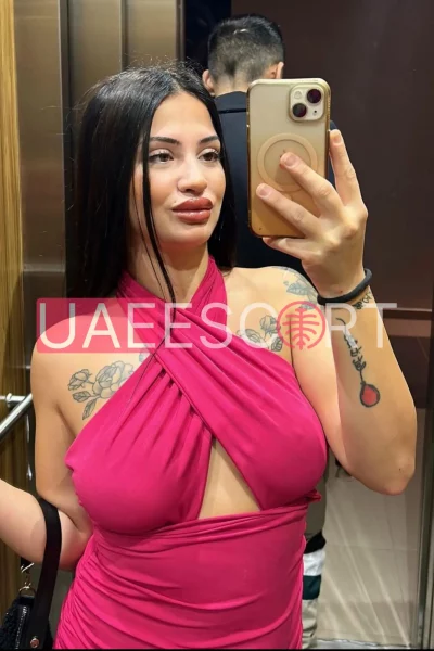 Kaylene, bust size B, height 168, weight 55, age 28