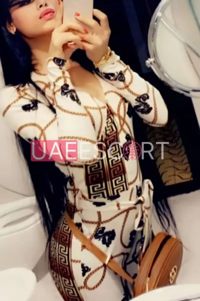 Mara, bust size C, height 168, weight 60, age 24
