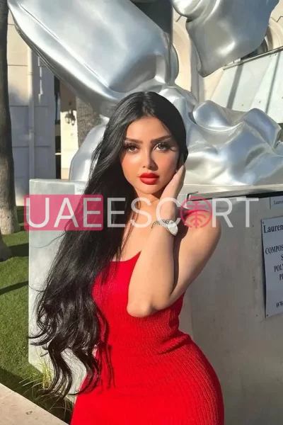Ami, bust size C, height 168, weight 58, age 26