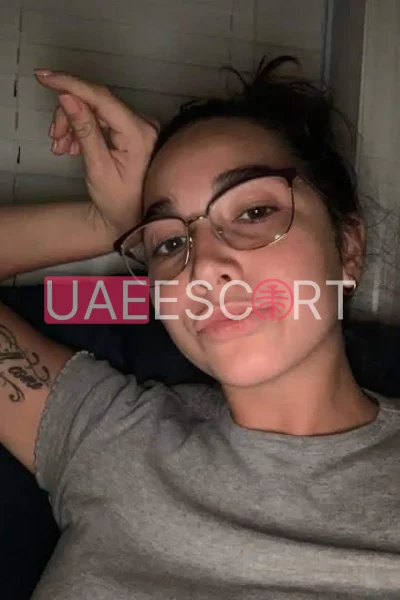 Amy, bust size B, height 178, weight 61, age 24