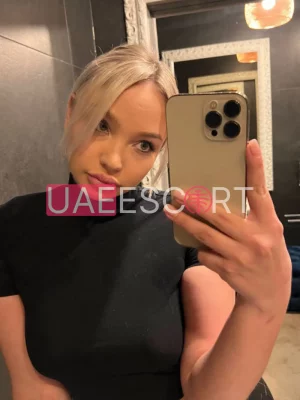 Crystal , bust size B, height 168, weight 62, age 24