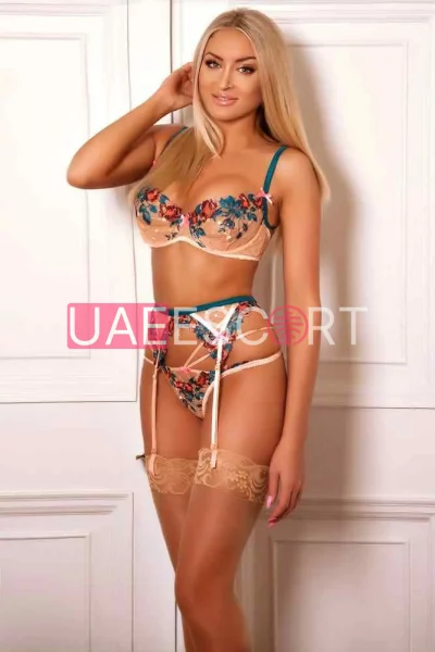 Daniela, bust size C, height 167, weight 55, age 27