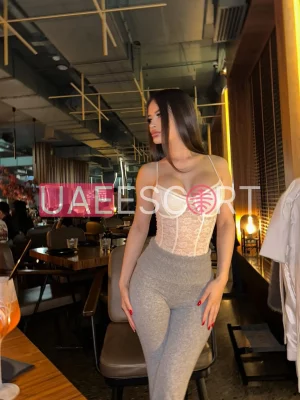 Delila , bust size B, height 168, weight 53, age 26