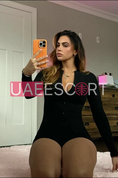 Jann, bust size C, height 172, weight 52, age 28