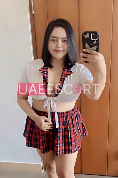Kia, bust size C, height 155, weight 65, age 27