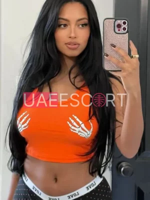 Claire, bust size B, height 160, weight 65, age 24