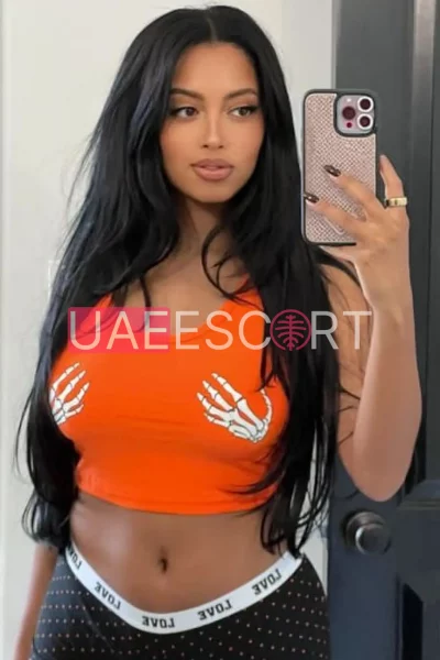 Claire, bust size B, height 160, weight 65, age 24