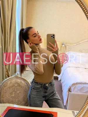 Eva, bust size C, height 163, weight 53, age 27