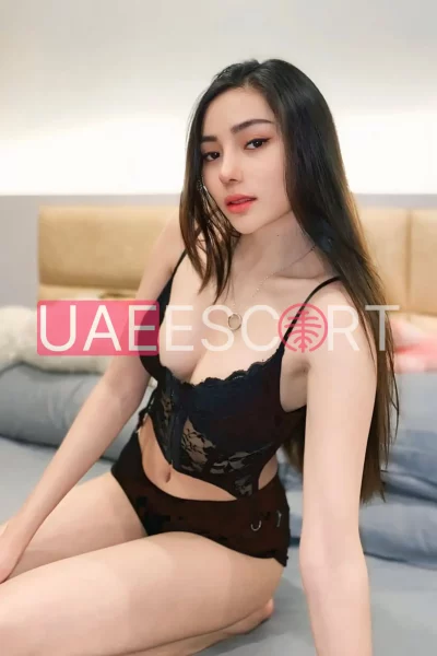 Caprice-1300, bust size C, height 165, weight 54, age 19