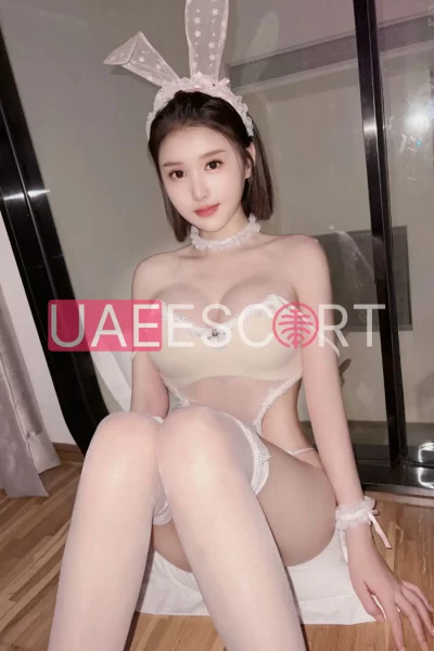 Carlota-1519, bust size D, height 168, weight 58, age 26