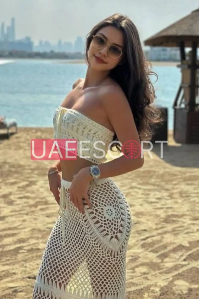 Chaya, bust size B, height 170, weight 55, age 19