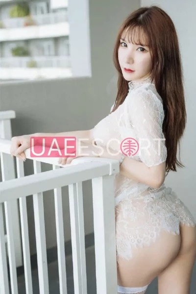 Cyndi-117, bust size D, height 165, weight 45, age 22