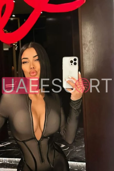 Lara, bust size B, height 170, weight 50, age 26
