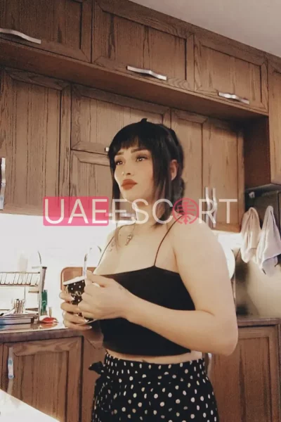 Lim, bust size B, height 165, weight 60, age 28