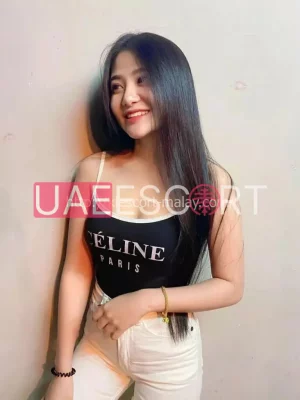 Aida , bust size C, height 162, weight 49, age 23