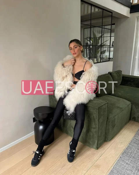 Leona, bust size B, height 168, weight 52, age 25, photo 3