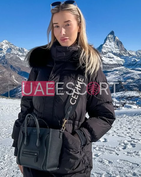 Alyce, bust size C, height 168, weight 54, age 24, photo 4