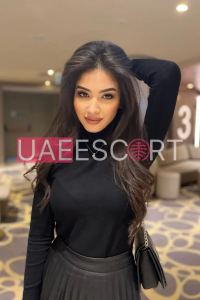 Aida, bust size B, height 169, weight 54, age 25