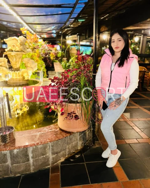 Lim, bust size B, height 165, weight 60, age 28, photo 3