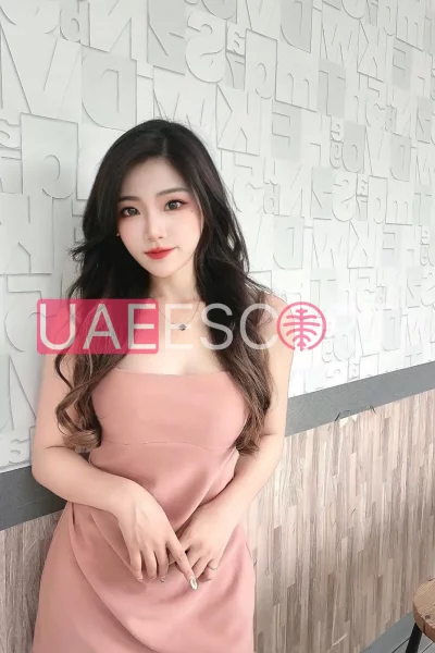 Jessie, bust size C, height 163, weight 48, age 24