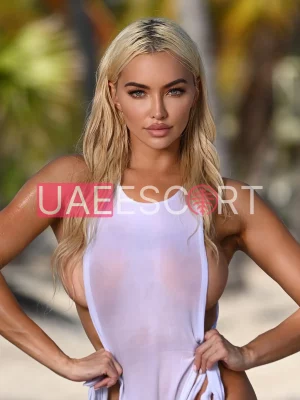 Lindsay, bust size D, height 169, weight 66, age 26