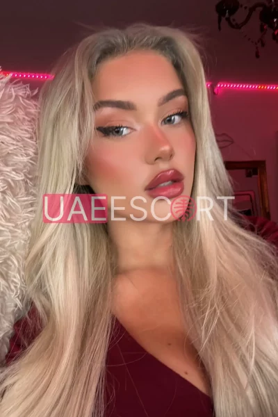 Lish, bust size C, height 145, weight 55, age 27