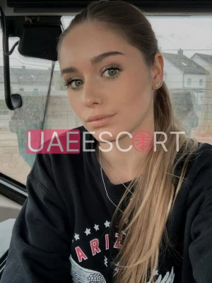 Alaina , bust size B, height 169, weight 54, age 22