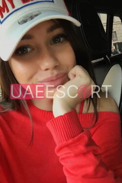 Alexis, bust size B, height 168, weight 50, age 24