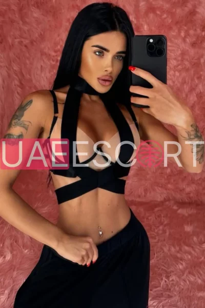 Barbara, bust size B, height 170, weight 50, age 29