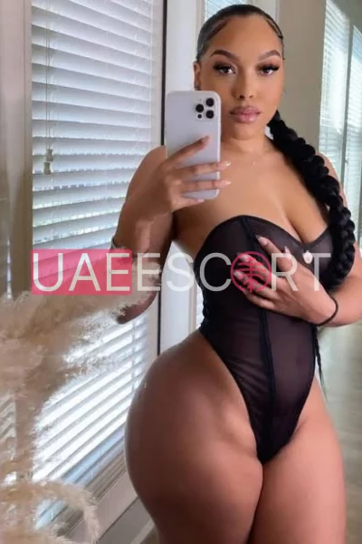 Fatima, bust size B, height 150, weight 50, age 27