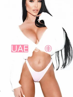 Jess , bust size C, height 168, weight 52, age 28