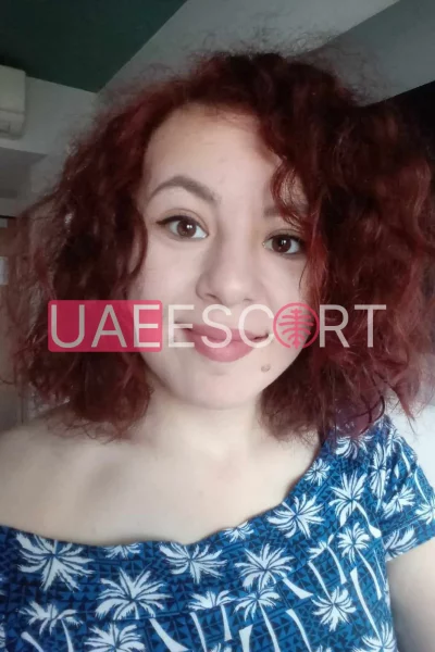 Alyssa, bust size B, height 169, weight 55, age 30