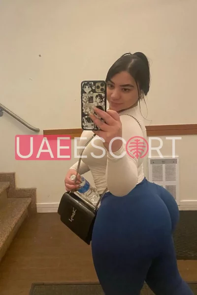 Blas, bust size B, height 165, weight 55, age 21