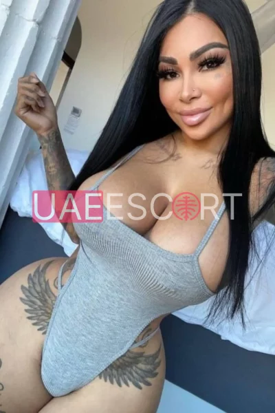 Brittany, bust size D, height 170, weight 48, age 27