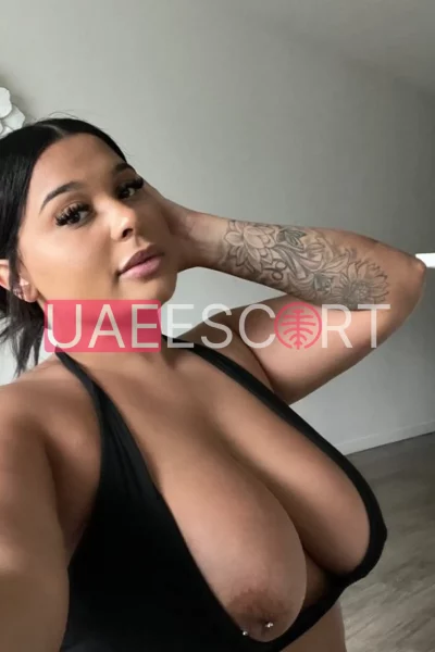 Celena, bust size C, height 152, weight 52, age 18