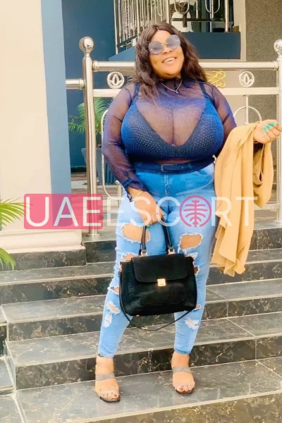 Celina, bust size B, height 154, weight 58, age 23