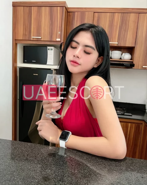 Celine, bust size D, height 160, weight 47, age 22, photo 4