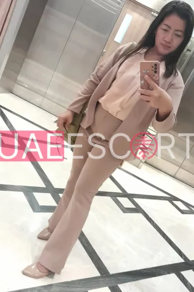 Joan-114, bust size B, height 150, weight 57, age 26