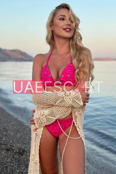 Leilani, bust size B, height 169, weight 54, age 26
