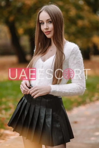 Linette, bust size B, height 170, weight 54, age 25