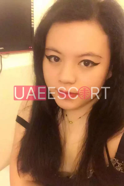 Cindy, bust size C, height 158, weight 52, age 23