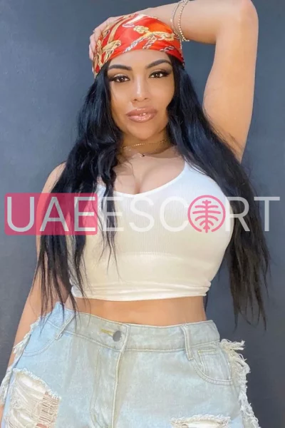 Le, bust size B, height 150, weight 45, age 26