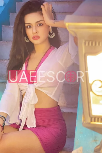 Aliya, bust size C, height 170, weight 50, age 28