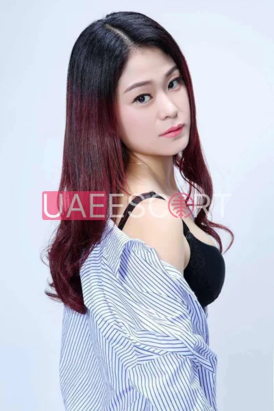 Annie, bust size C, height 162, weight 45, age 22