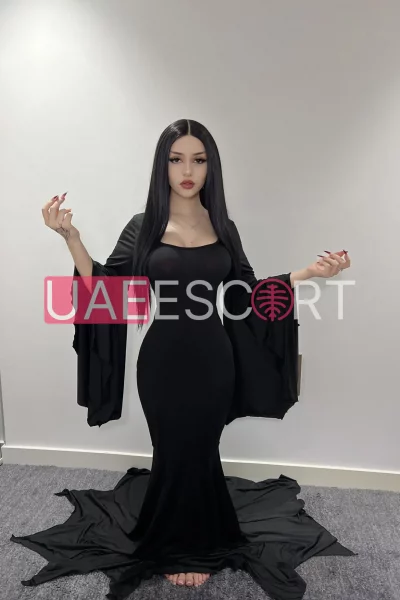 Arielle, bust size D, height 164, weight 55, age 24