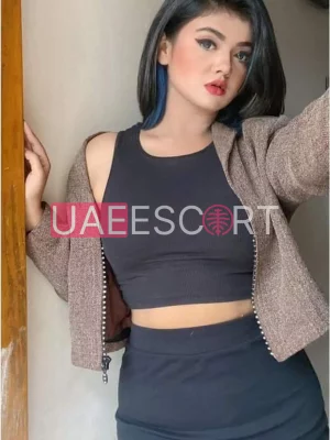 Aniya , bust size C, height 180, weight 54, age 28