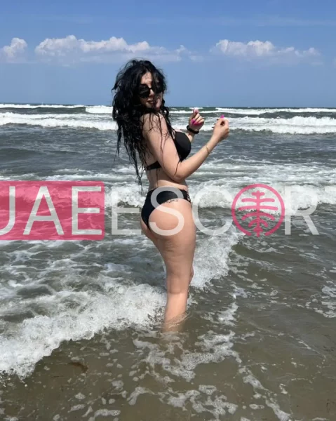 Arely-73, bust size B, height 169, weight 69, age 24, photo 3